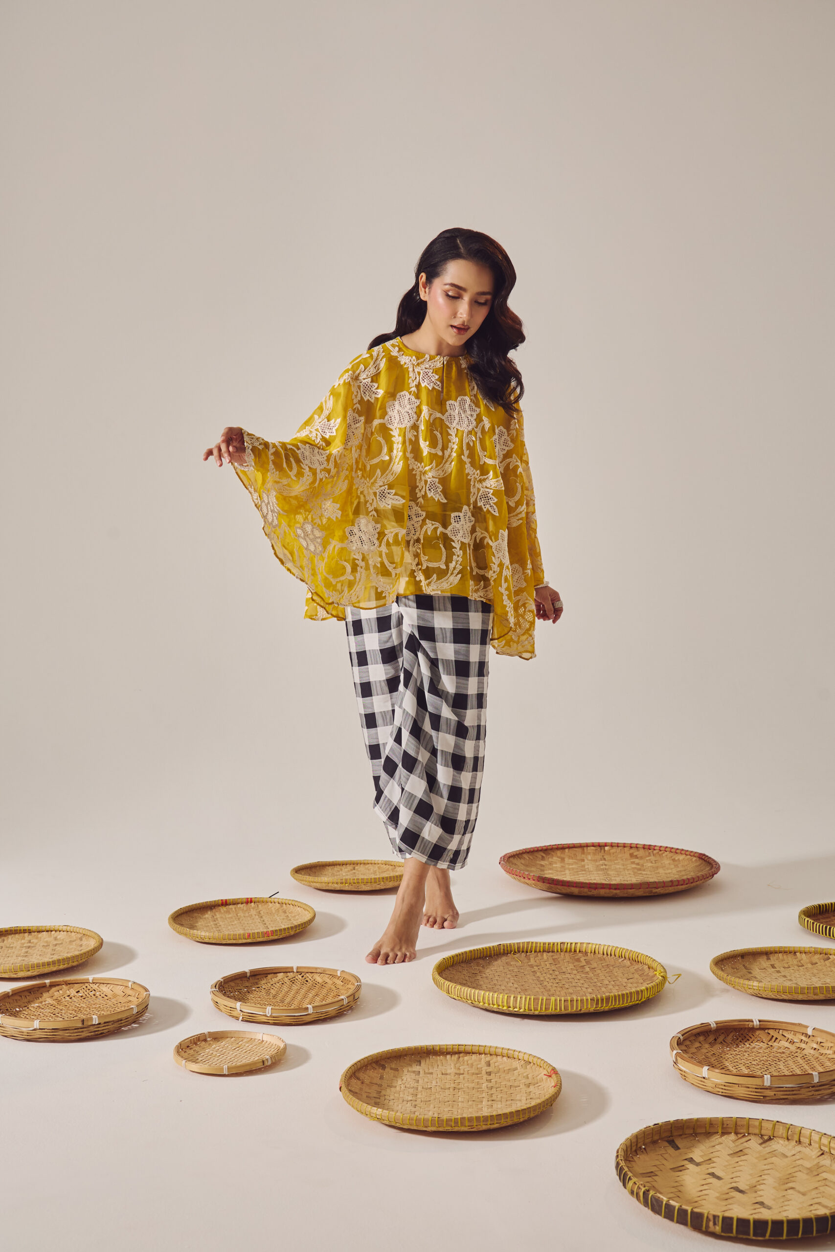 Kurung Kaftan Seroja Indah - Image 3